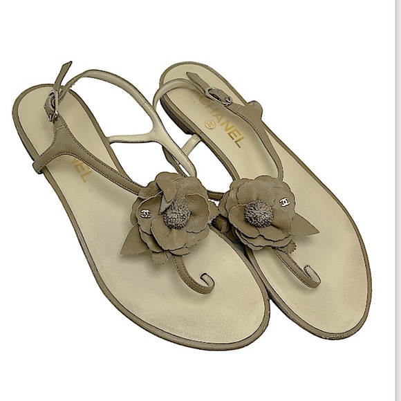 Chanel Camelia thong sandals leather floral cream soft size 8.5 (38.5) - Picture 1 of 6